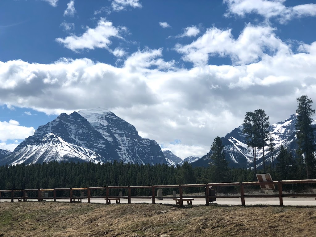 Northface Bistro | 1 Whitehorn Dr, Lake Louise, AB T0L 1E0, Canada | Phone: (403) 522-3555
