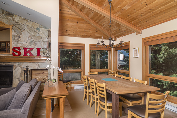 CEDAR HOLLOW by Holiday Whistler | 4701 Glacier Dr, Whistler, BC V0N 1B4, Canada | Phone: (604) 932-2038