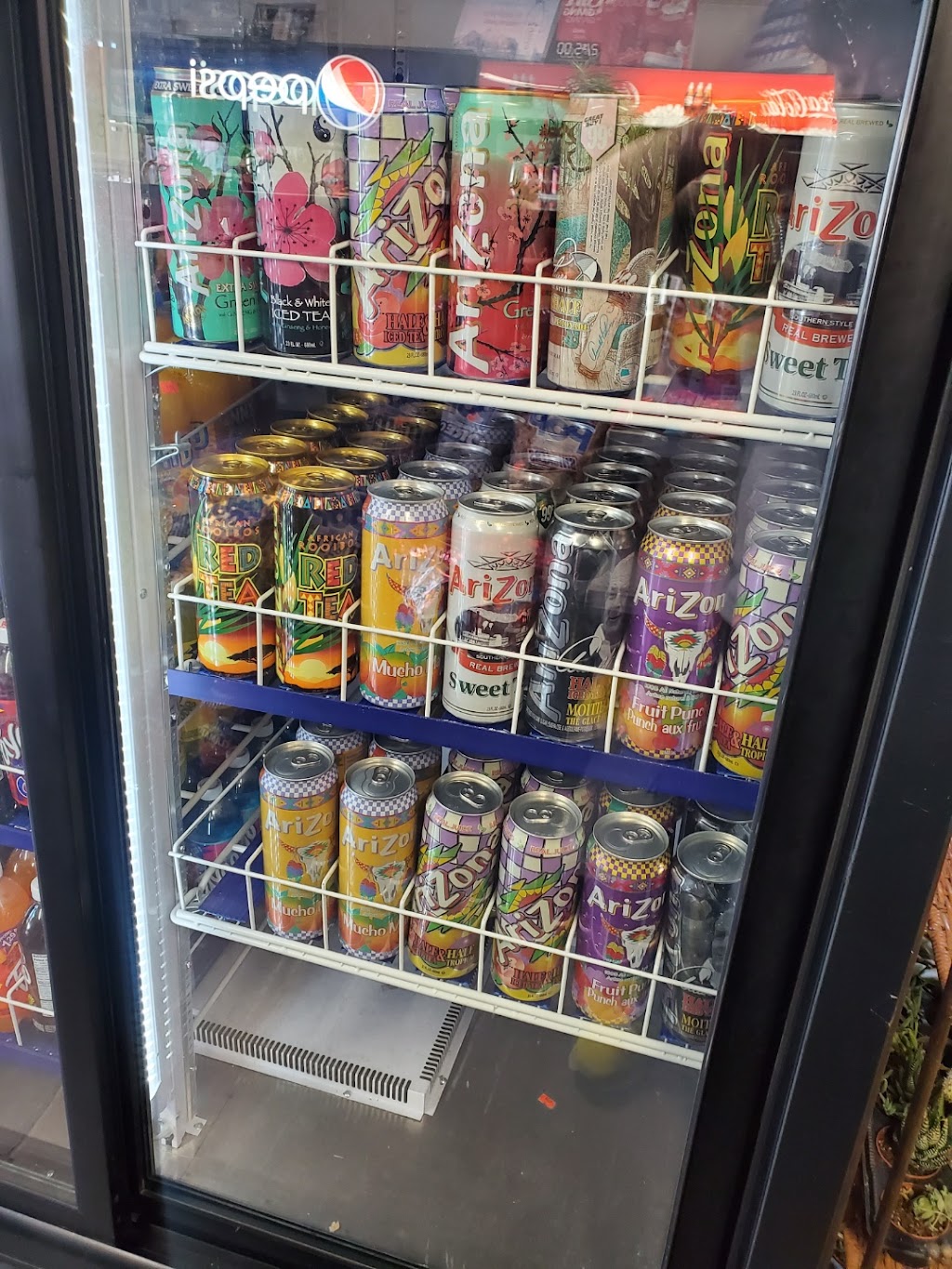 Margs Variety | 240 Furnival Rd, Rodney, ON N0L 2C0, Canada | Phone: (519) 785-0528