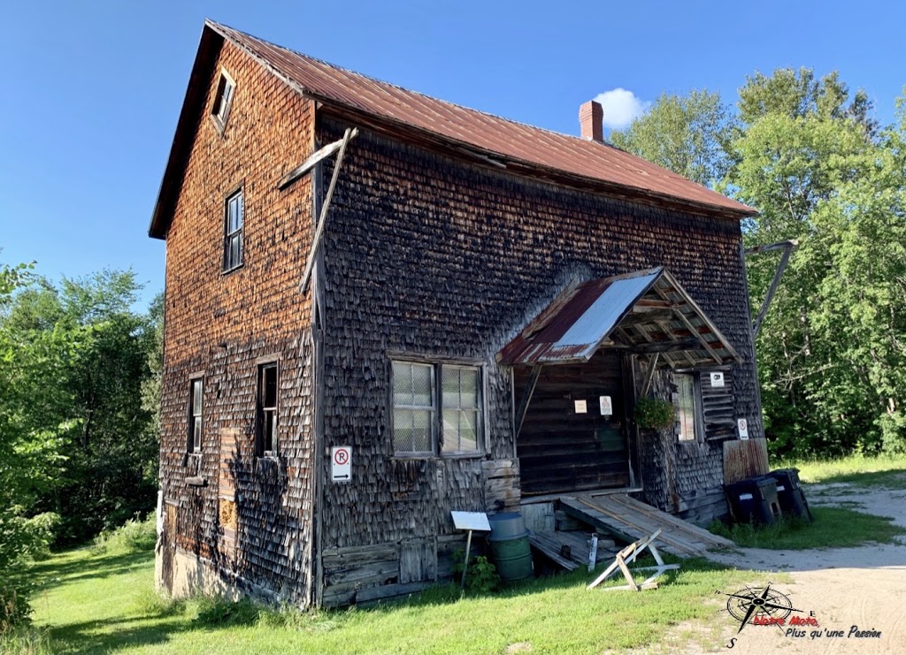Moulin des Pères | 1 Chemin de la Traverse, Aumond, QC J0W 1W0, Canada | Phone: (819) 449-4006