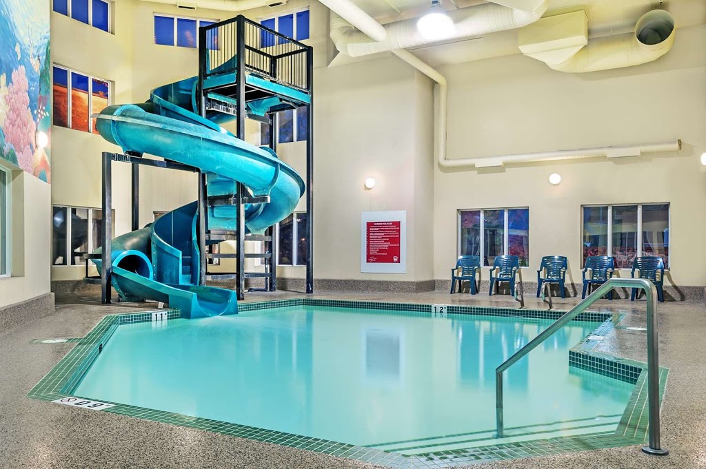Super 8 by Wyndham Edmonton South | 3610 Gateway Blvd NW, Edmonton, AB T6J 7H8, Canada | Phone: (780) 433-8688