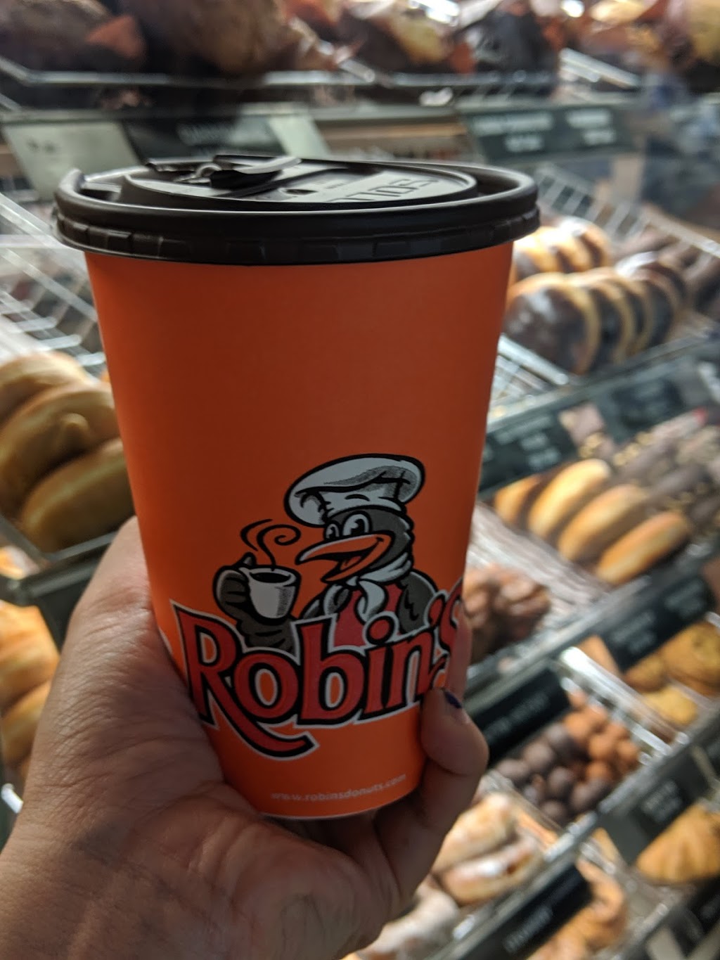 Robins Donuts | 409 Tache Ave, Winnipeg, MB R2H 2A6, Canada | Phone: (204) 258-1260
