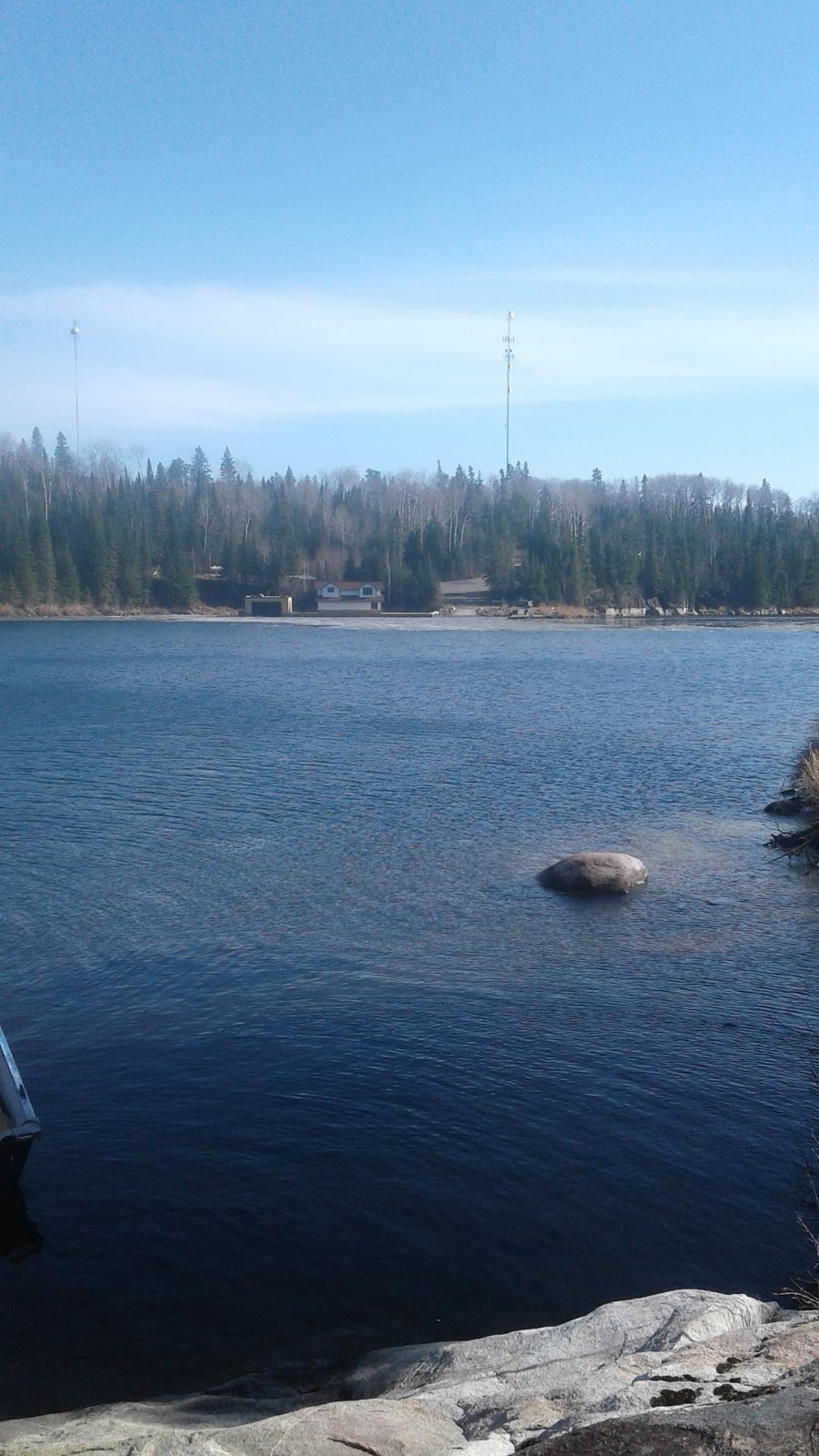 Sunset Point Minaki Boat Launch & Marina | Abby Road, Minaki, ON P0X 1J0, Canada | Phone: (807) 224-1092