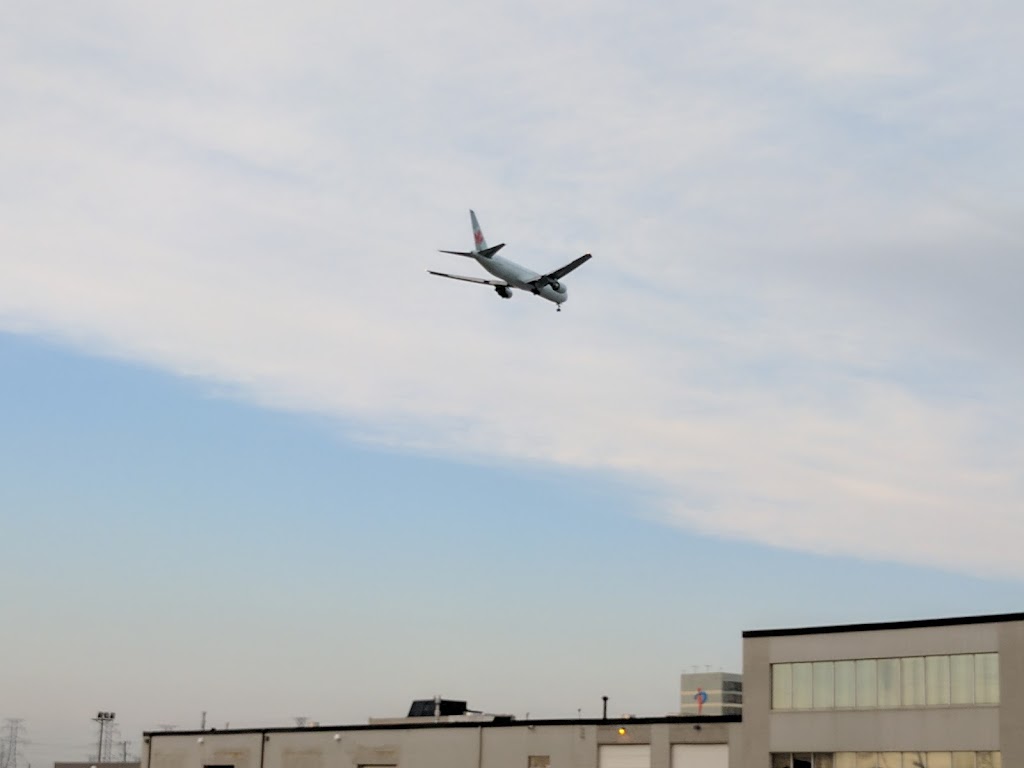 ParkN Fly, Economy Self Park - C Lot, Airport Parking | 626 Dixon Rd, Etobicoke, ON M9W 1J1, Canada | Phone: (905) 677-9143