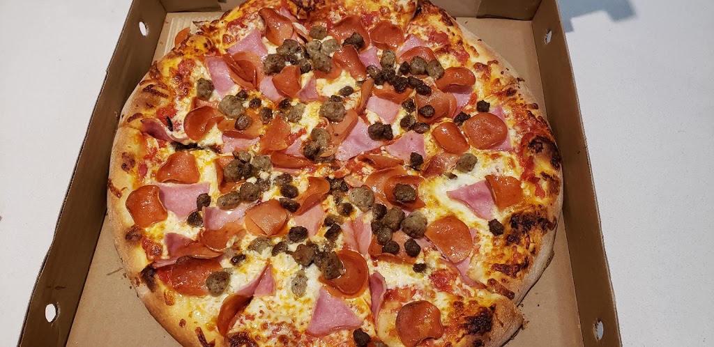 Pizza Nova | 660 Eglinton Ave W, Mississauga, ON L5R 3V2, Canada | Phone: (416) 439-0000