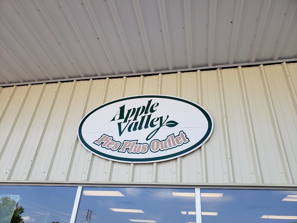 Apple Valley Pies Plus Outlet | 185 Commercial St, Berwick, NS B0P 1E0, Canada | Phone: (902) 538-5731