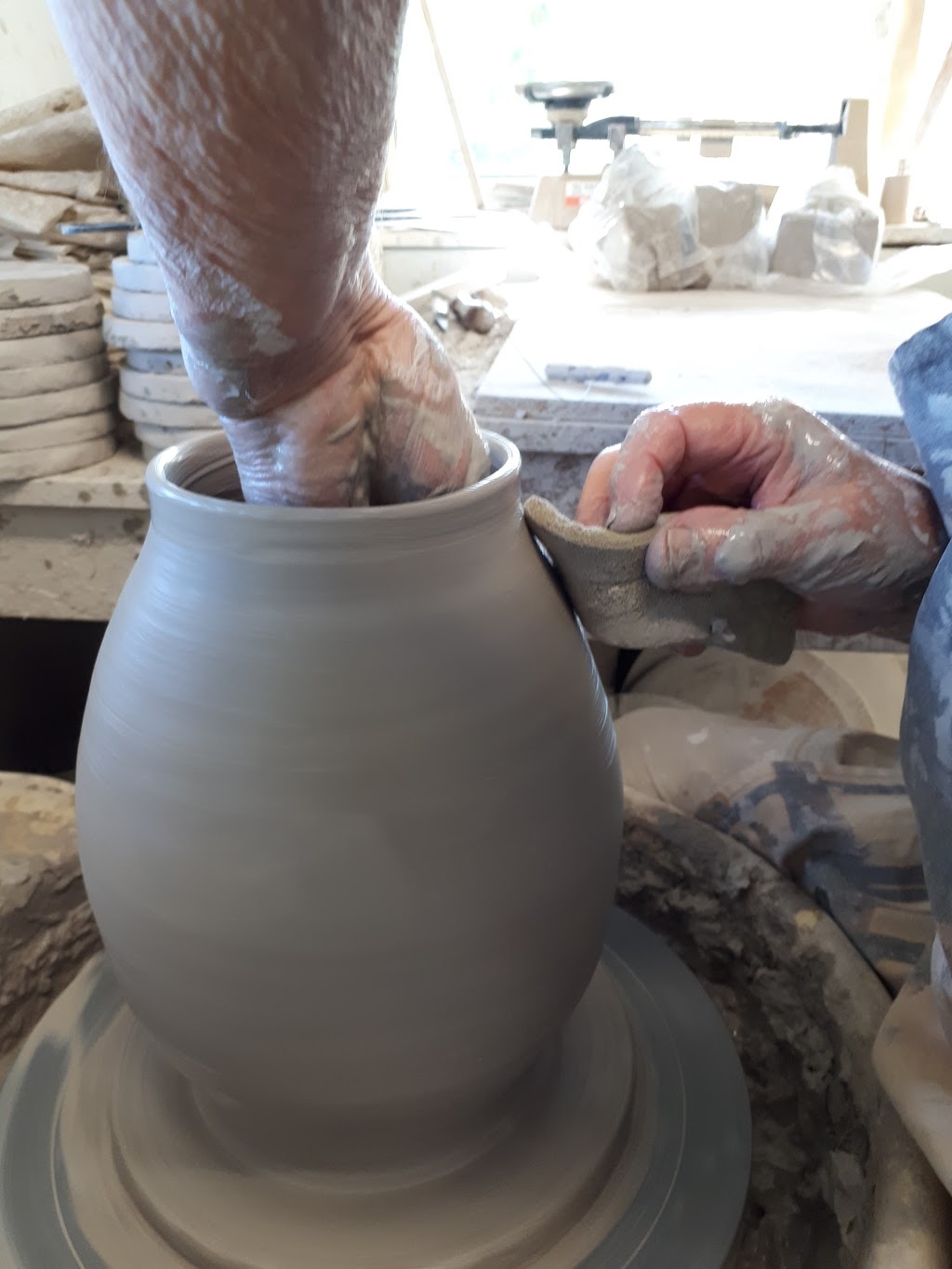 Big Bend Pottery | 508 Lacroix Bay Rd, Westmeath, ON K0J 2L0, Canada | Phone: (613) 587-4403