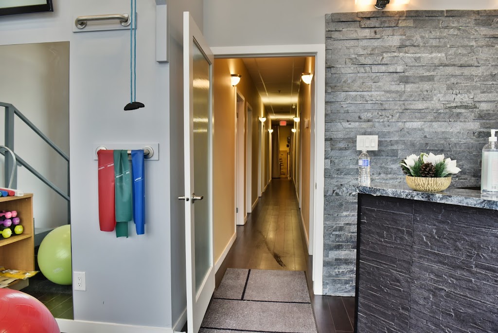 Royal Oak Physio, Chiro and Massage Clinic | 500 Royal Oak Dr NW #216, Calgary, AB T3G 0E8, Canada | Phone: (403) 300-3579
