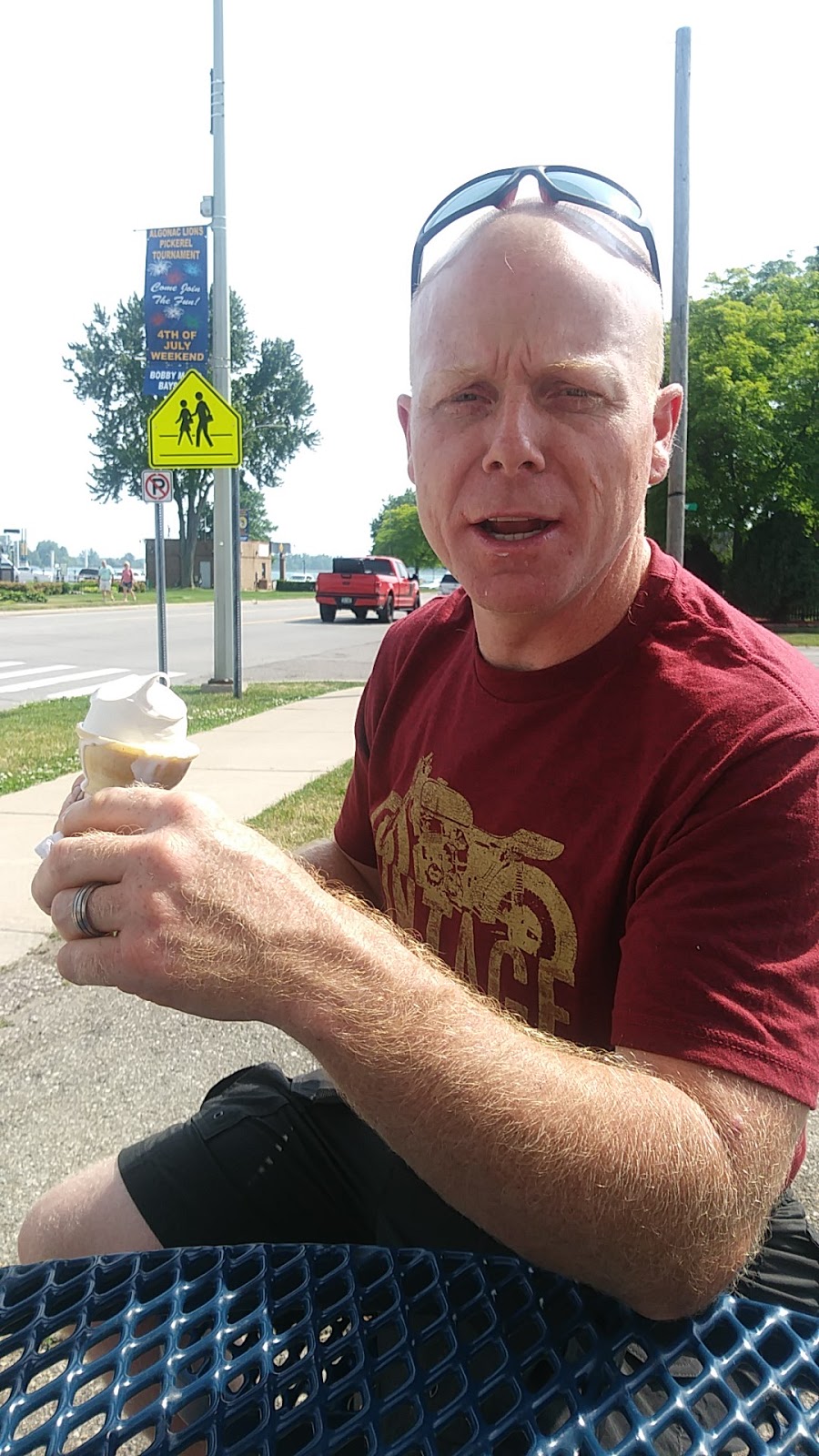 Dairy Queen (Treat) | 1307 St Clair River Dr, Algonac, MI 48001, USA | Phone: (810) 794-7000