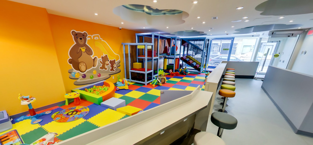 Bouge Petit | 6546 Av. Papineau, Montréal, QC H2G 2X2, Canada | Phone: (514) 379-1149