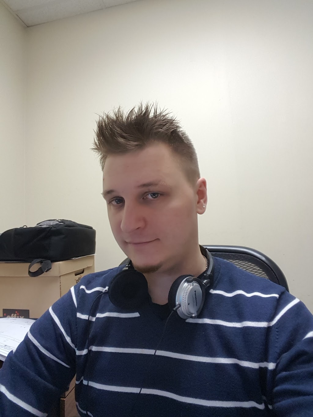 Hair Boss Barber Shop Inc. | 5040 Fairview St, Burlington, ON L7L 0B4, Canada | Phone: (289) 337-1111