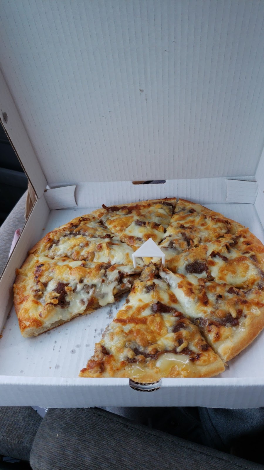 Western Style Chicken & Pizza | 5320 8 Ave SE, Calgary, AB T2A 3P6, Canada | Phone: (403) 273-1895