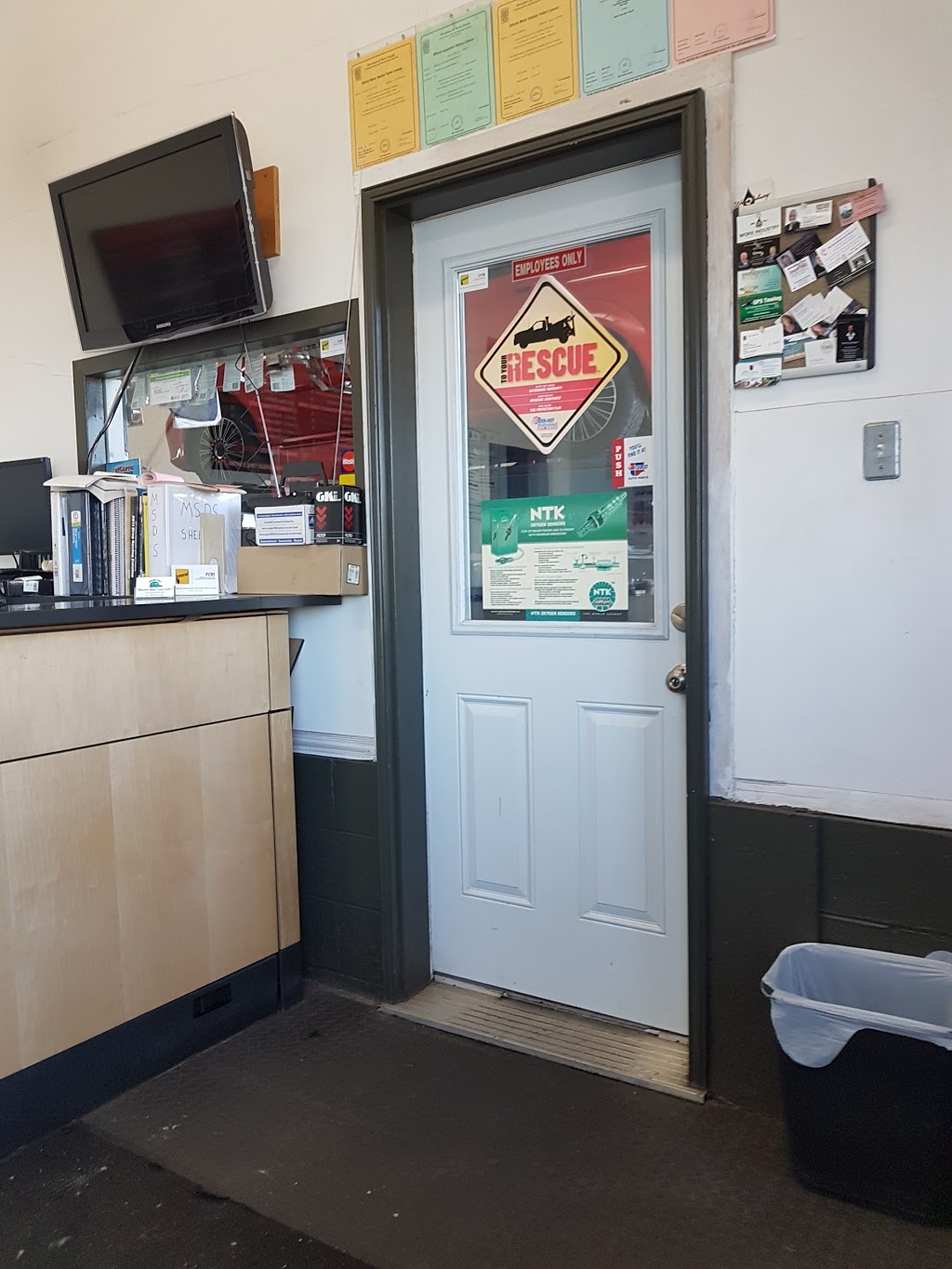 Green Cap Auto Repairs & Sales 1129 Main Rd, Eastern Passage, NS B3G 1M4, Canada