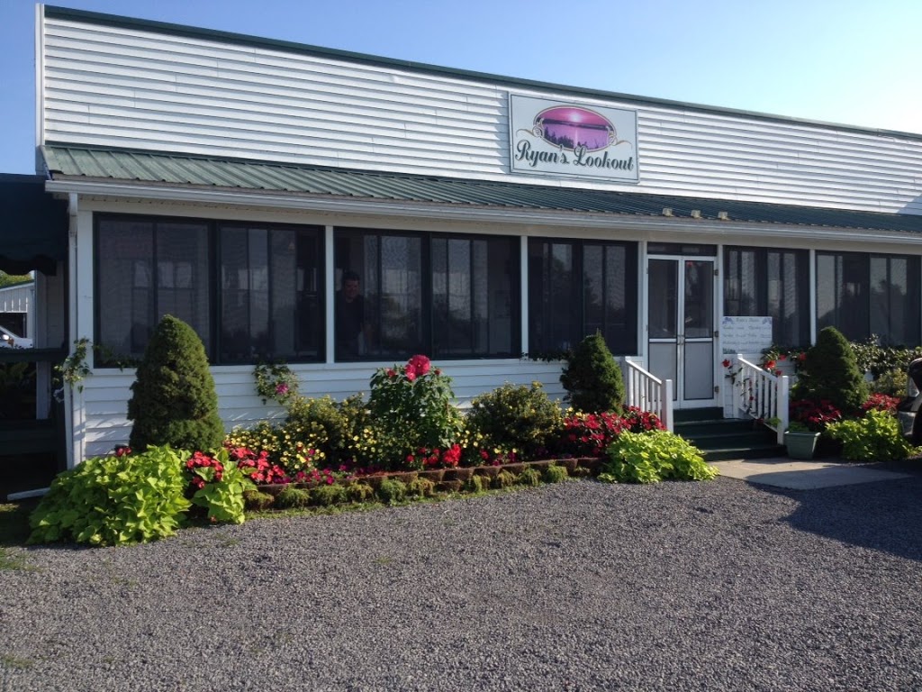 Ryans Lookout | 9290 NY-3, Henderson, NY 13650, USA | Phone: (315) 938-5151