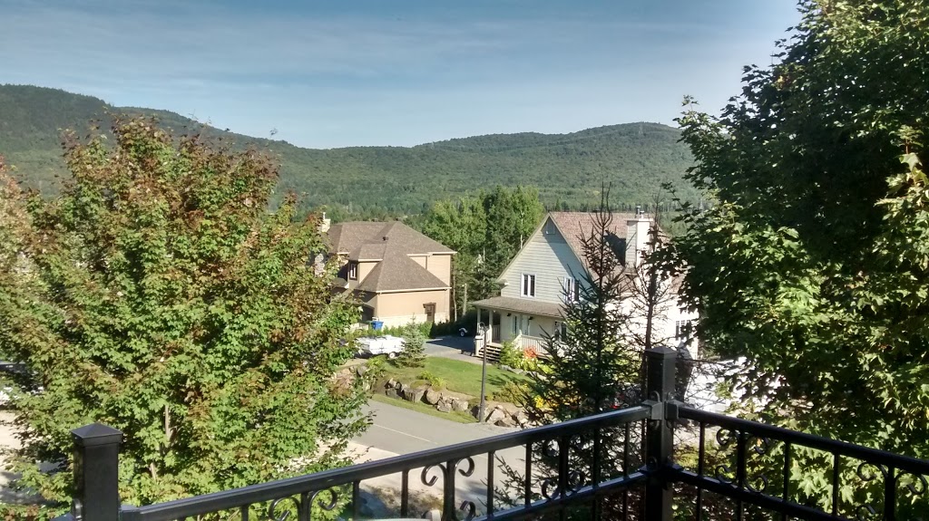 Les Chalets Alpins | 369 Chemin du Hibou, Stoneham-et-Tewkesbury, QC G3C 0V6, Canada | Phone: (418) 848-4888