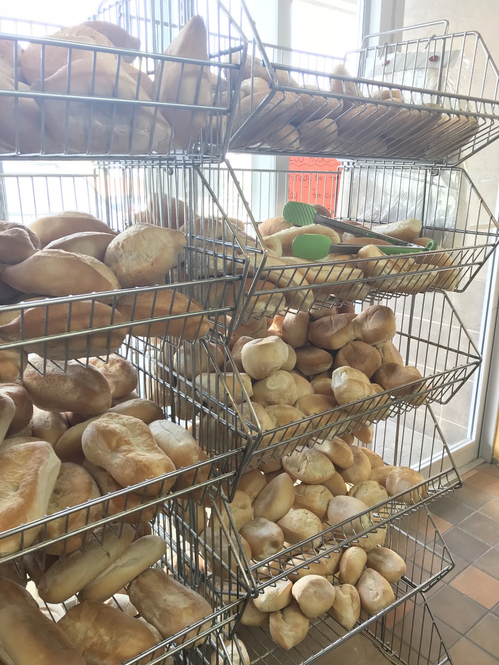 Lavington Bakery | 5 Lavington Dr, Etobicoke, ON M9R 2H1, Canada | Phone: (416) 248-0606