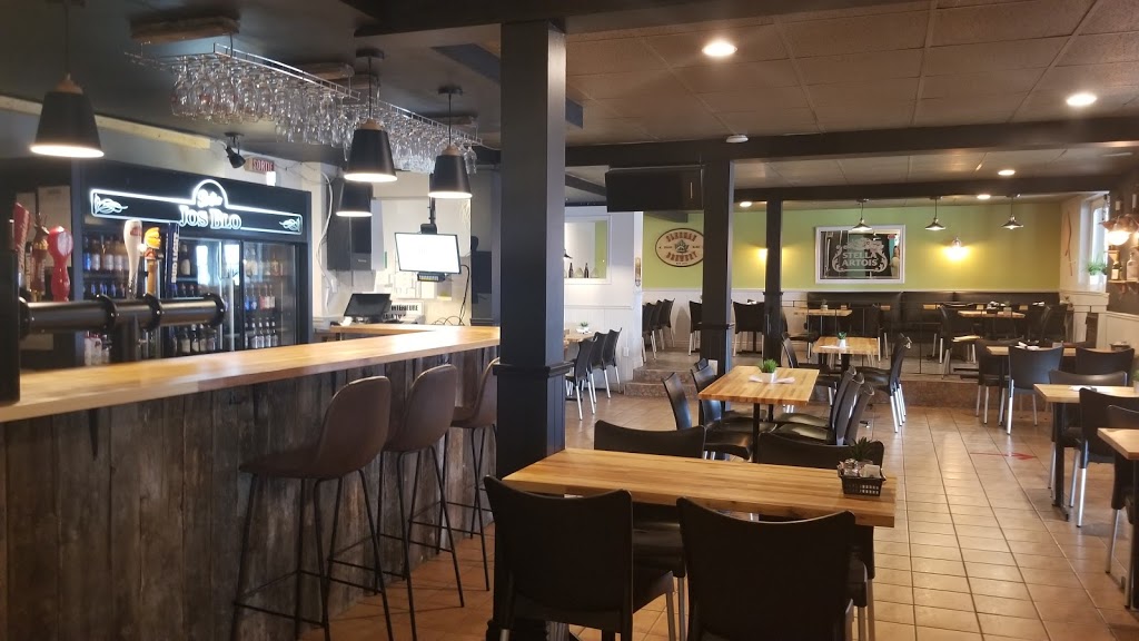 Restaurant Bistro Jos Blo | 1486 Rte 277, Lac-Etchemin, QC G0R 1S0, Canada | Phone: (418) 625-2700