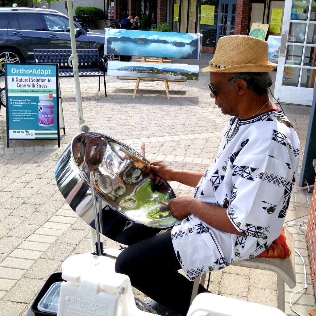 Caulfeild Village Shopping Centre | 5375 Headland Dr West, West Vancouver, BC V7W 3H2, Canada | Phone: (604) 926-2550