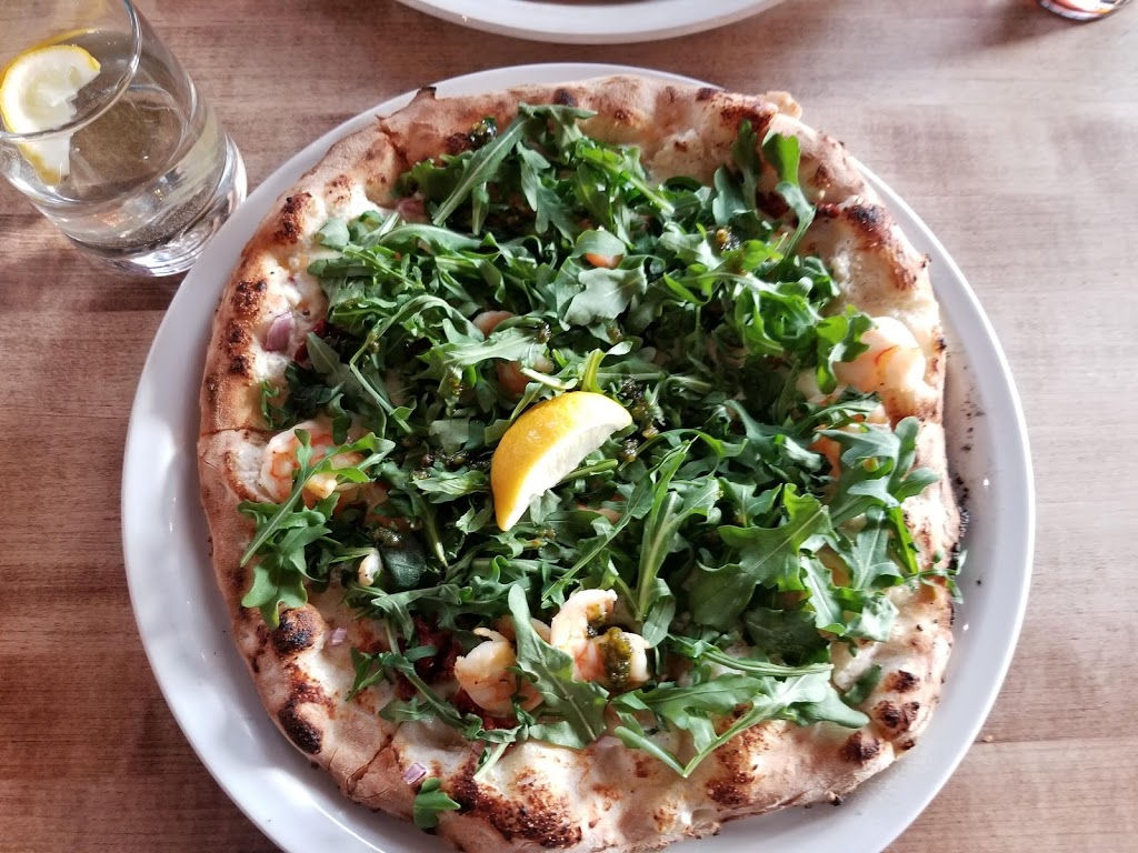 Famoso Neapolitan Pizzeria | 131 Century Crossing # 200, Spruce Grove, AB T7X 0C8, Canada | Phone: (780) 571-1185