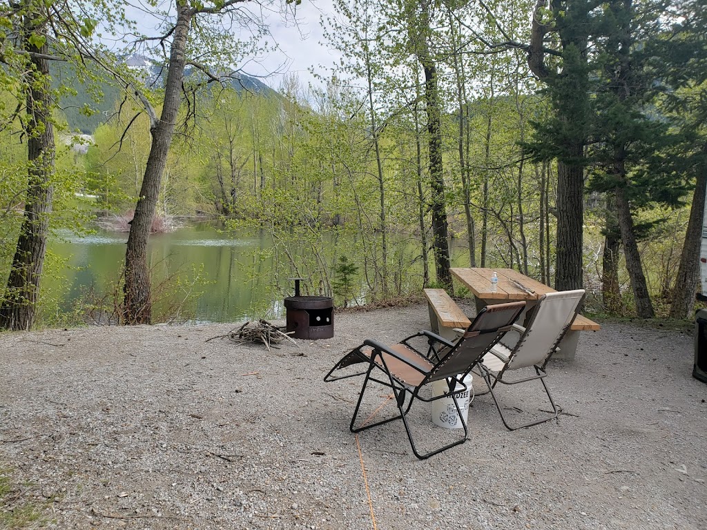 Island Lake Provincial Recreation Area | Unnamed Road, Coleman, AB T0K 0M0, Canada | Phone: (403) 627-1165