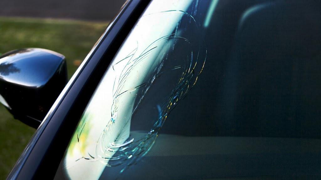 Burlington Auto Glass Repair | 170 Hammersmith Ct, Burlington, ON L7L 4N5, Canada | Phone: (905) 592-2233
