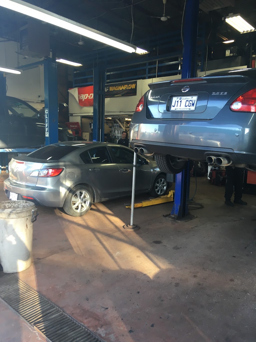 Garage Silencieux Select | 2568 Chemin de Chambly, Longueuil, QC J4L 1M4, Canada | Phone: (450) 670-5340