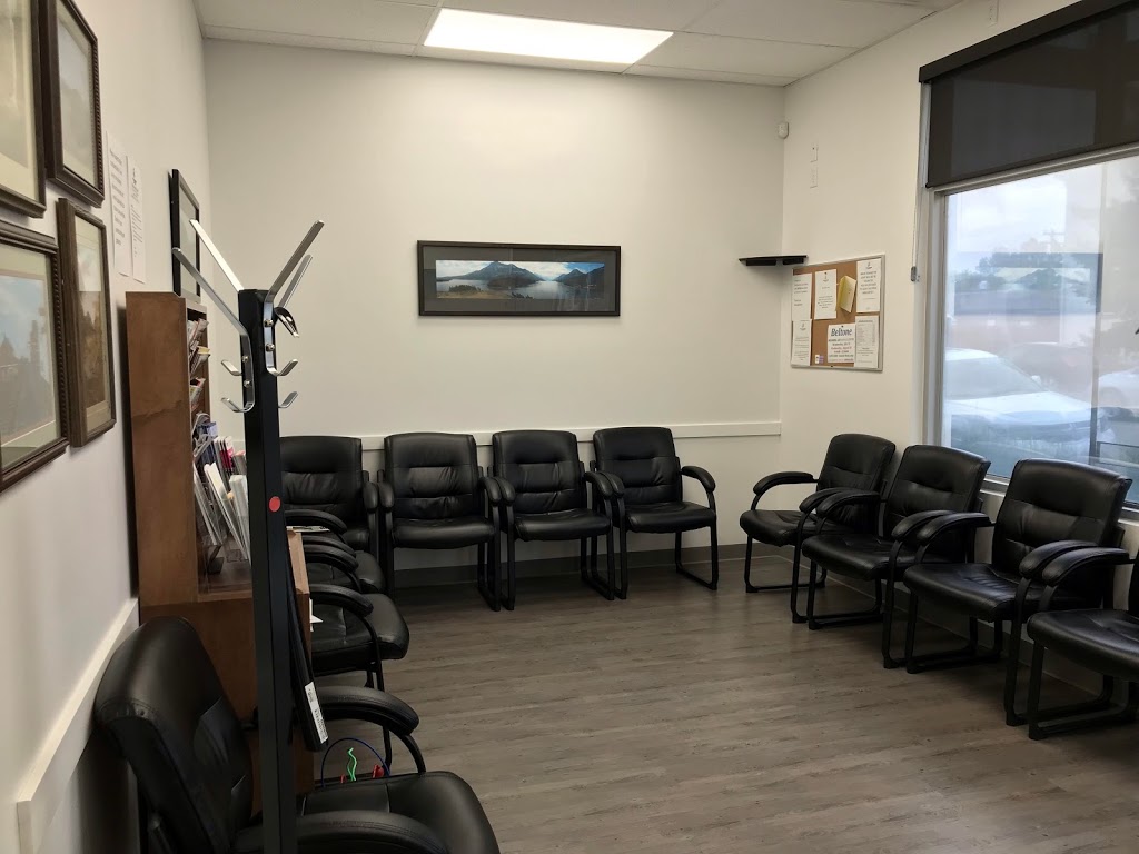 PrimeCARE Health Medical Clinic Carstairs | 208 10th Ave #2, Carstairs, AB T0M 0N0, Canada | Phone: (403) 337-0282