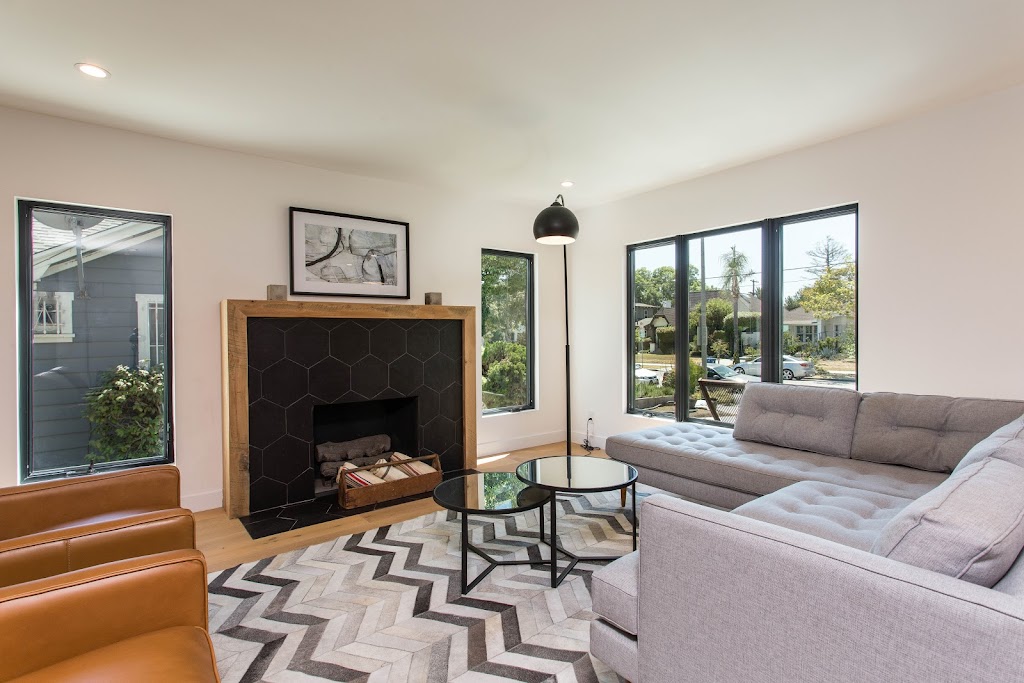 2307426 Ontario | 40 Laurel St #30, Waterloo, ON N2J 2H2, Canada | Phone: (310) 658-7225