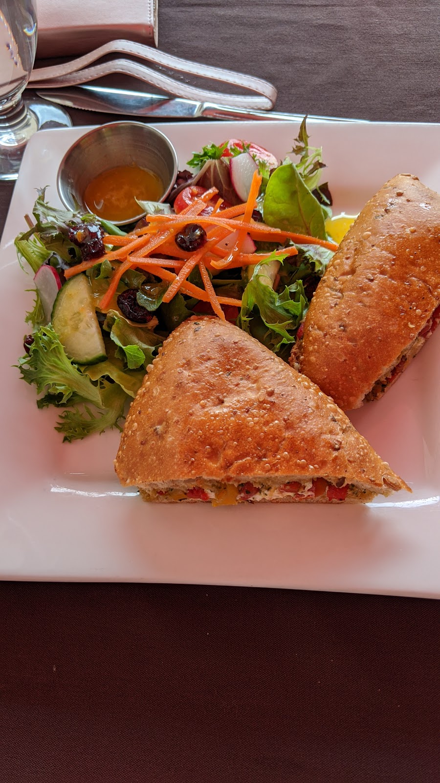 Cassis Bistro | 27 Queen St, Lakefield, ON K0L 2H0, Canada | Phone: (705) 652-8045
