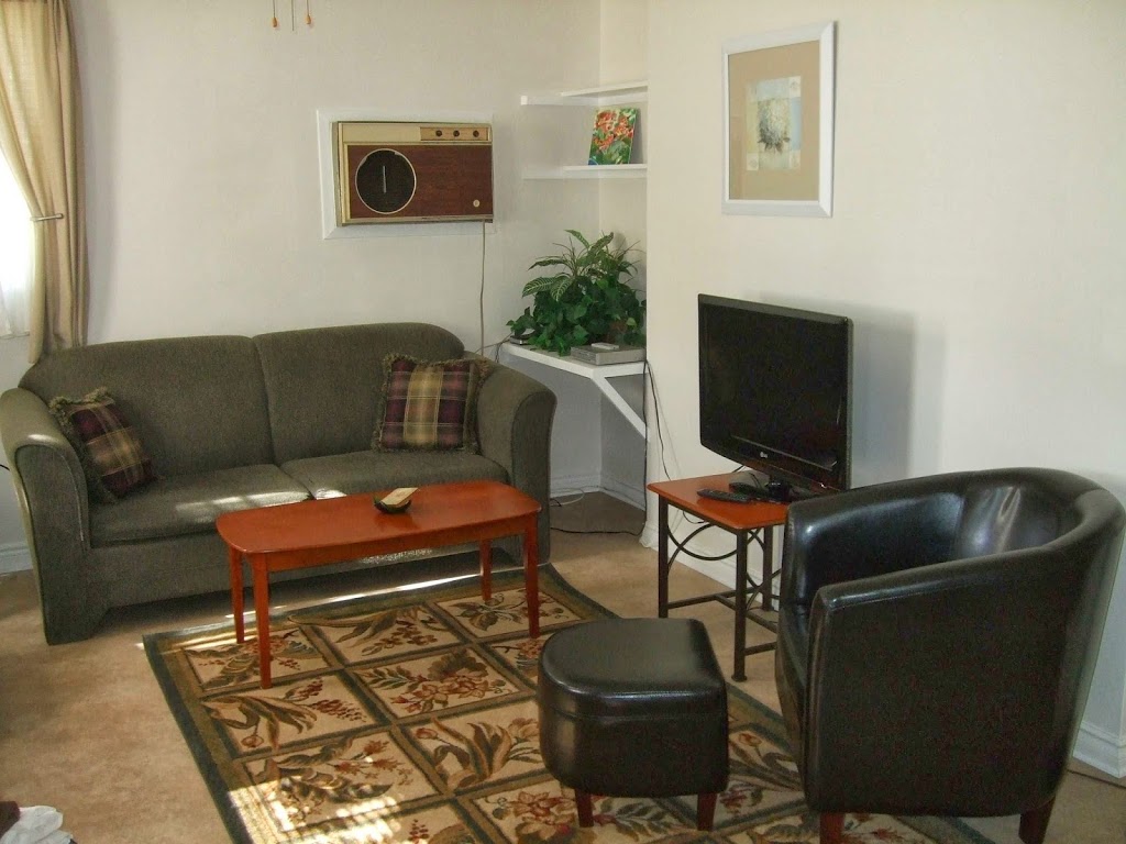 Roselawn Lodging Ltd | 32 Main St, Wolfville, NS B4P 1B7, Canada | Phone: (902) 542-3420