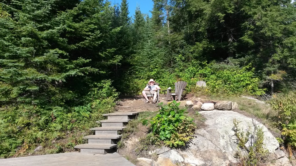 Labrador Lodge | 12 Chemin du Labrador, Wakefield, QC J0X 3G0, Canada | Phone: (613) 203-5788