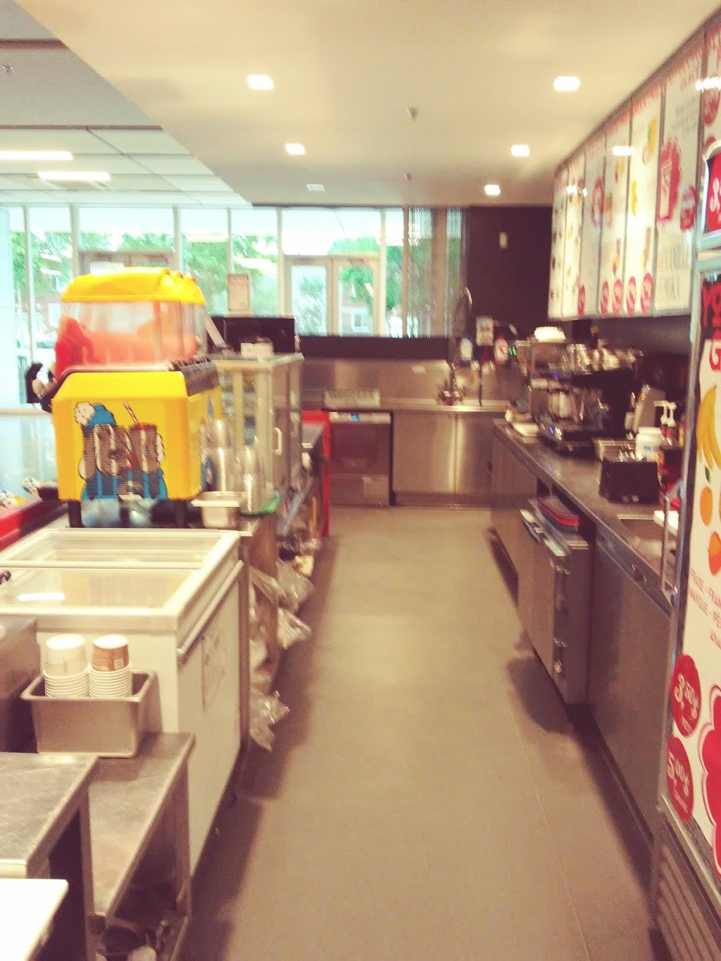 Café Quon Sert | 9155 Rue St-Hubert, Montréal, QC H2M 1Z1, Canada | Phone: (514) 382-6057