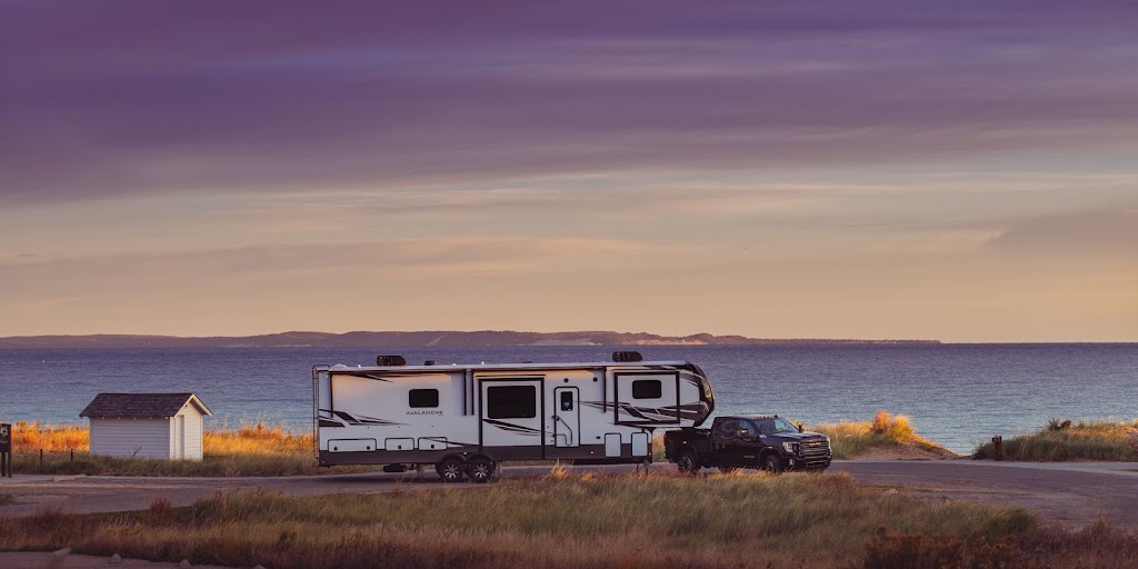 Service Department at Guarantee RV Centre | 34 Commercial Dr, Calgary, AB T3Z 2A7, Canada | Phone: (403) 273-1000