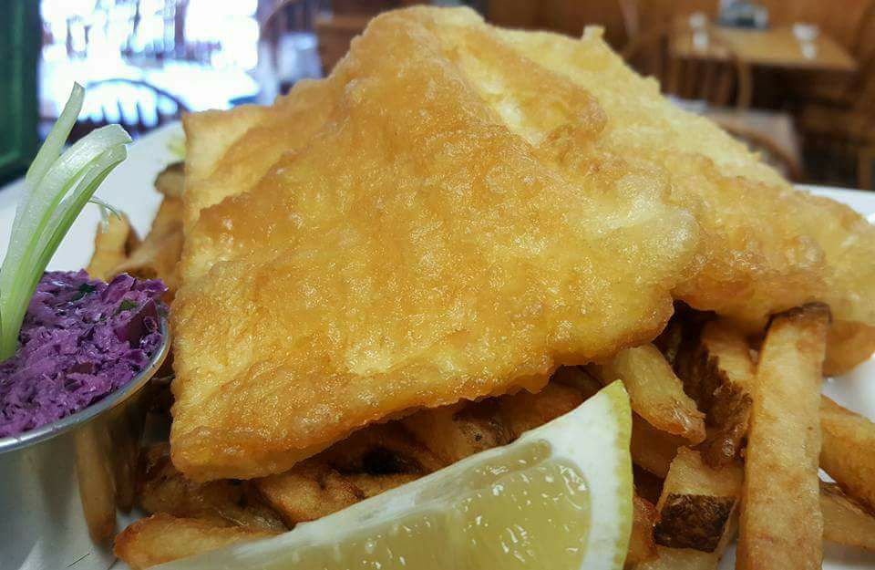 Sail Restaurant & Catering Company | 337 S Sykes St, Meaford, ON N4L 1C5, Canada | Phone: (519) 538-0202