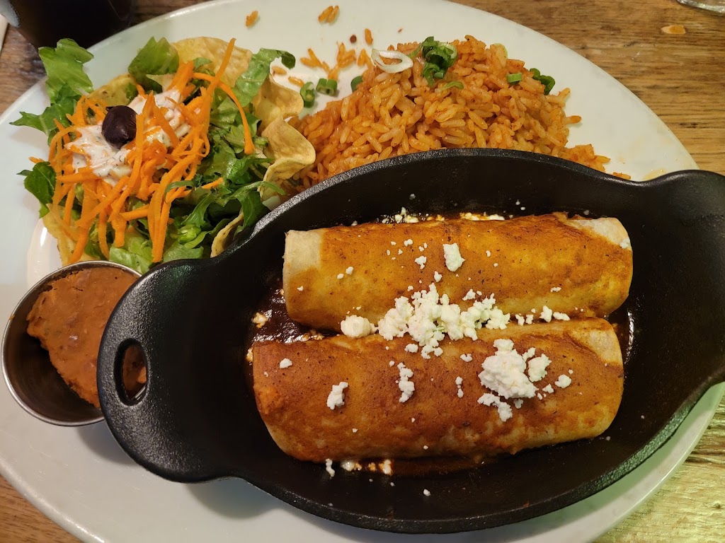 3 Amigos (Laval) | 2033 Blvd. Saint-Martin O, Laval, QC H7S 1N3, Canada | Phone: (450) 682-6777