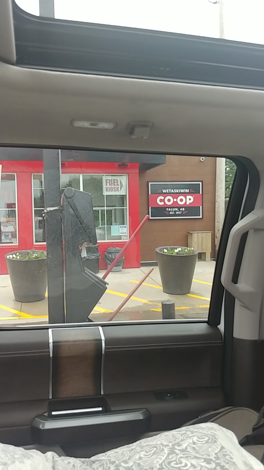 Co-op Gas Bar | Suite B, Hwy 13 Service Rd, Falun, AB T0C 1H0, Canada | Phone: (780) 352-3548