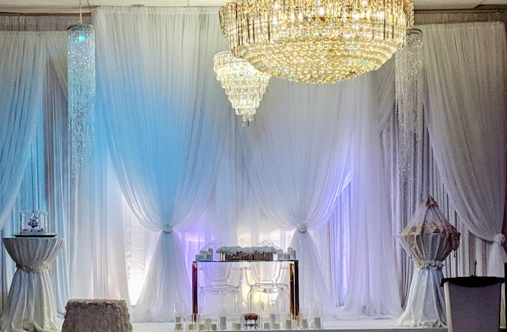 Royal Palace Banquet Hall | 7845 Edmonds St, Burnaby, BC V3N 1B9, Canada | Phone: (604) 723-4800