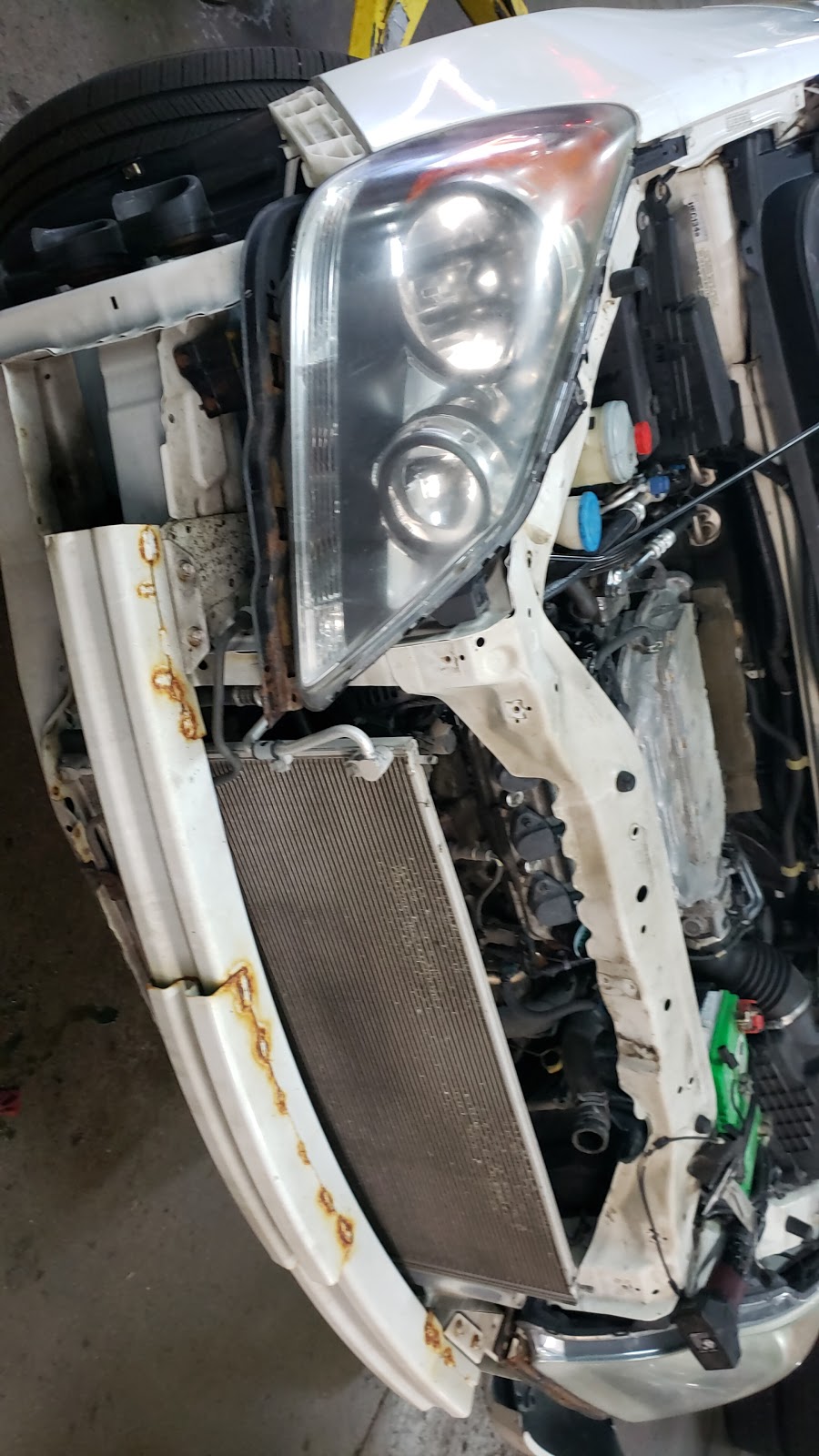 Mina Auto Repair & Sales | 2334 Wyecroft Rd B5, Oakville, ON L6L 6M7, Canada | Phone: (416) 830-0797