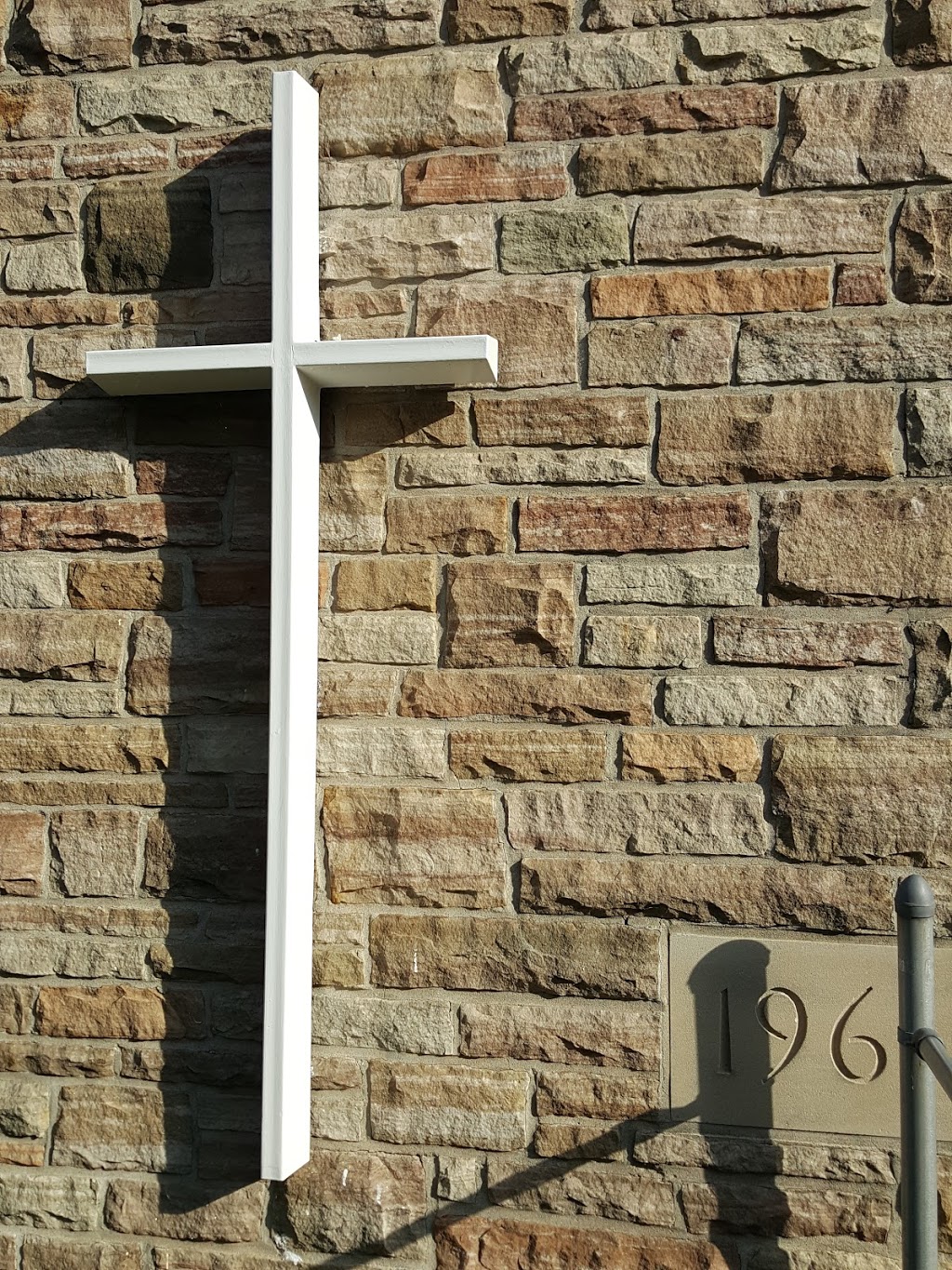 Church of Christ the King | 475 Rathburn Rd, Etobicoke, ON M9C 3S9, Canada | Phone: (416) 621-3630