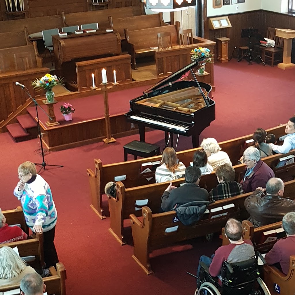 Smithville United Church | 116 West St, Smithville, ON L0R 2A0, Canada | Phone: (905) 957-3176