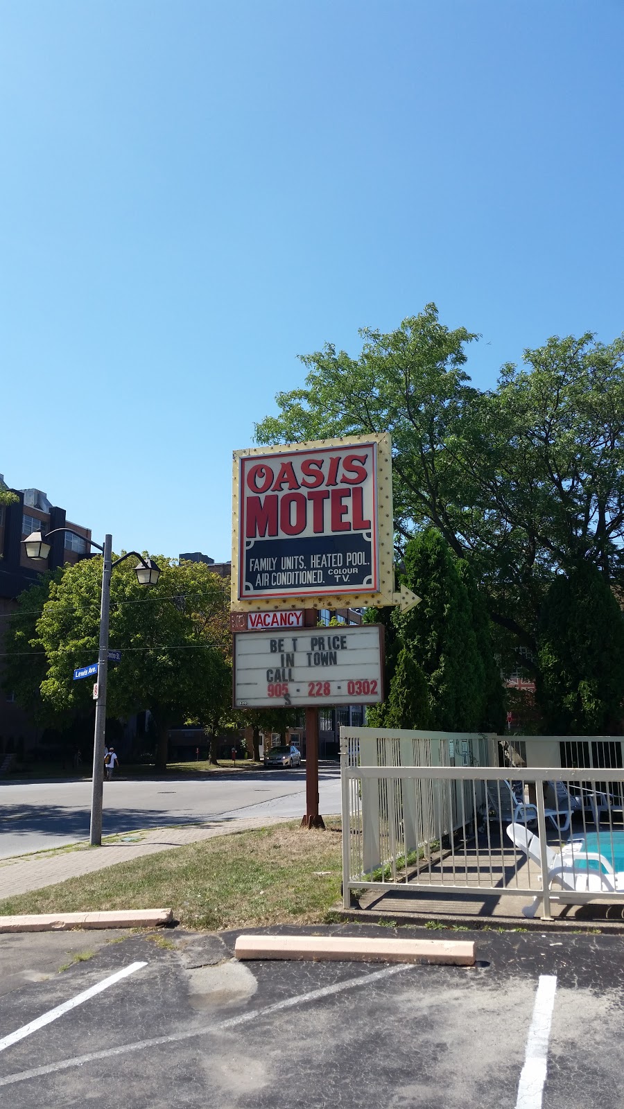 Oasis Motel | 5107 Centre St, Niagara Falls, ON L2G 3P1, Canada | Phone: (416) 907-0994