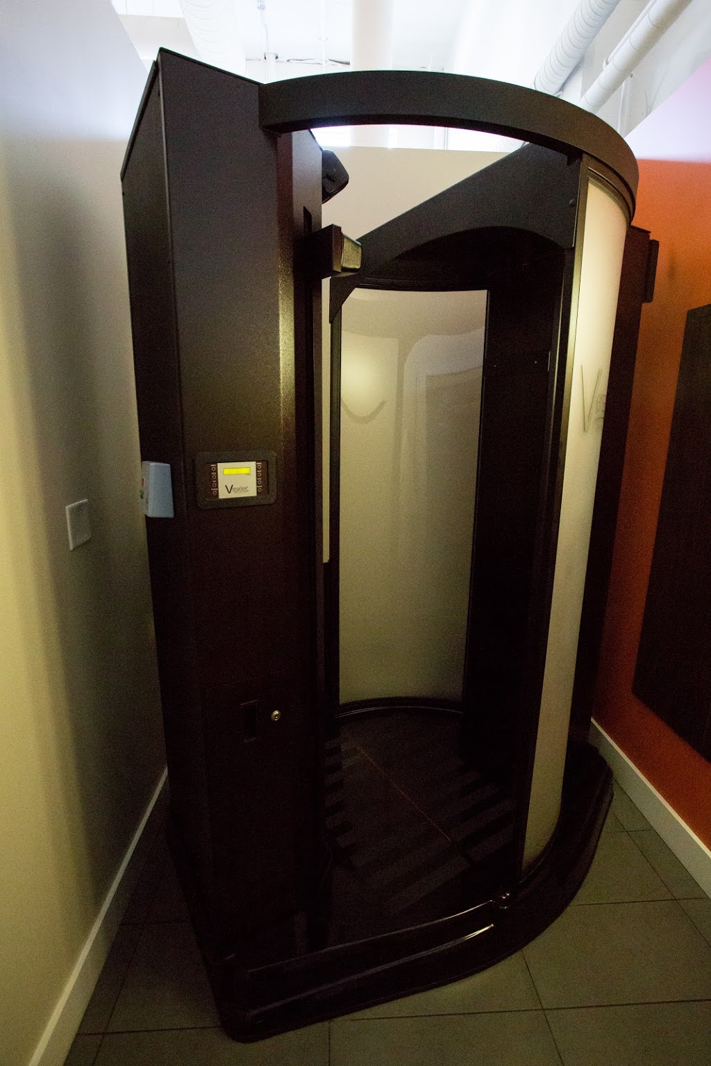 SunScape Tanning Studios | 121 Brew St, Port Moody, BC V3H 0E2, Canada | Phone: (604) 461-8266