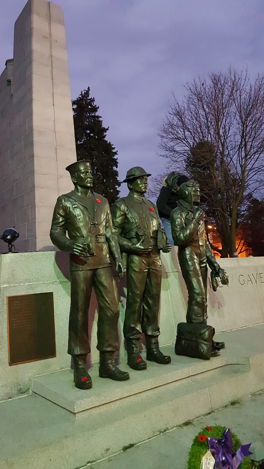 War Memorial Park | 6 Dalhousie St, Brantford, ON N3T 2J1, Canada | Phone: (519) 759-4150