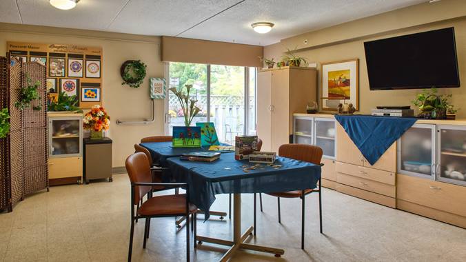 Pinecrest Manor Long-Term Care Home | 399 Bob St, Lucknow, ON N0G 2H0, Canada | Phone: (519) 528-2820