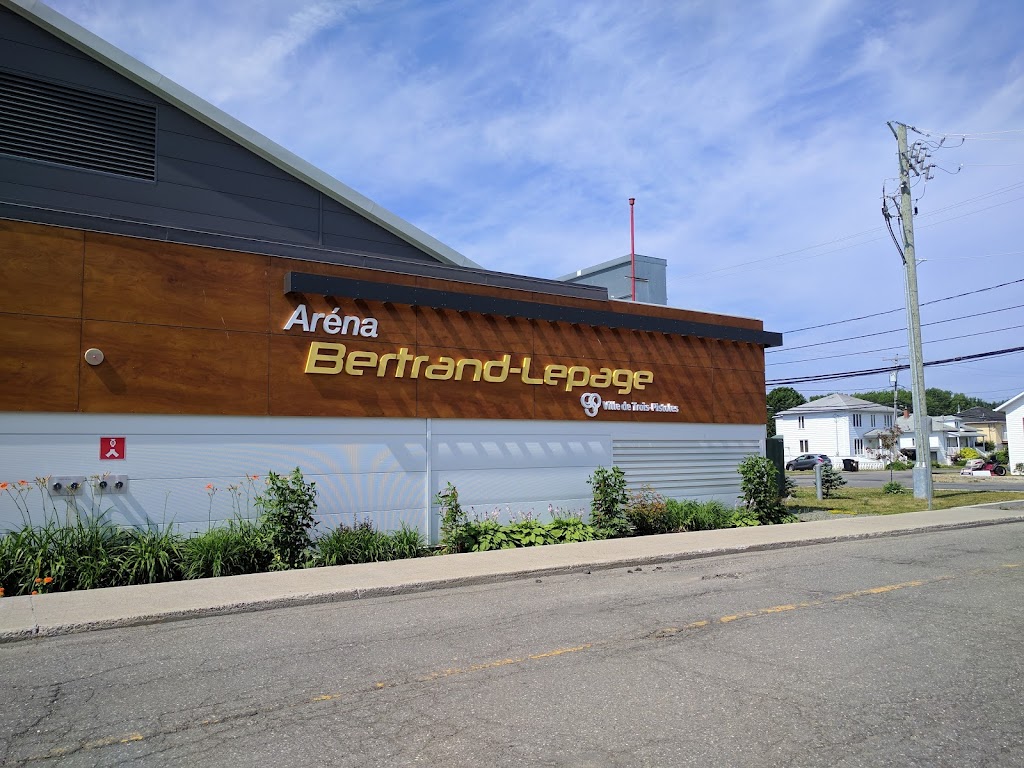 Arena Bertrand Lepage | 104 Rue Roy, Trois-Pistoles, QC G0L 4K0, Canada | Phone: (418) 851-2924