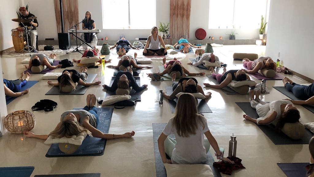 Yoga Chambly | 1500 Bd Industriel, Chambly, QC J3L 6Z7, Canada | Phone: (514) 946-0493