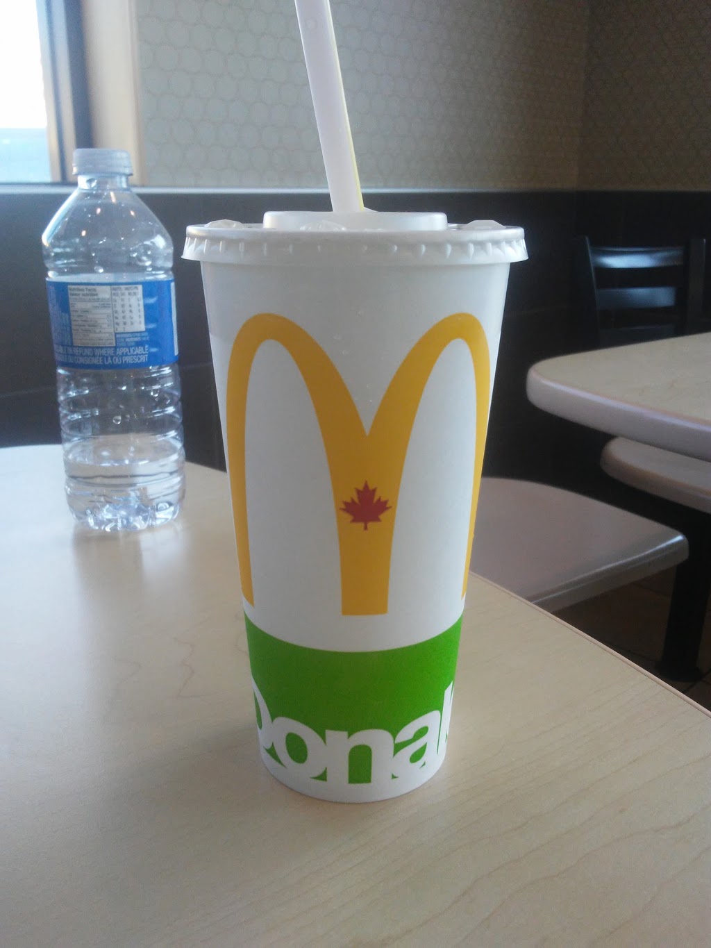 McDonalds | 325 Garrison Rd, Fort Erie, ON L2A 1M1, Canada | Phone: (905) 871-4965