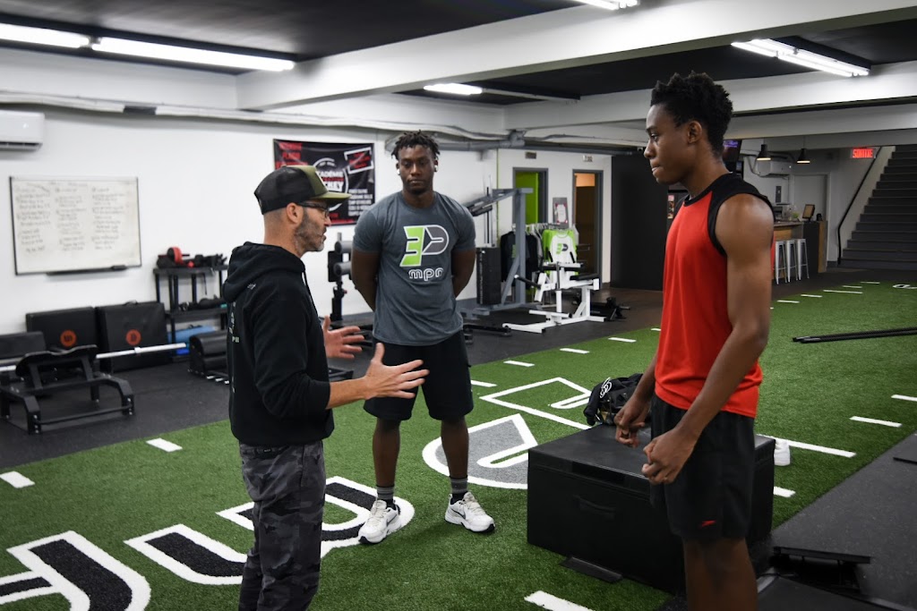 Centre dentraînement MPN | 184 Bd Harwood, Vaudreuil-Dorion, QC J7V 1Y2, Canada | Phone: (514) 575-7048