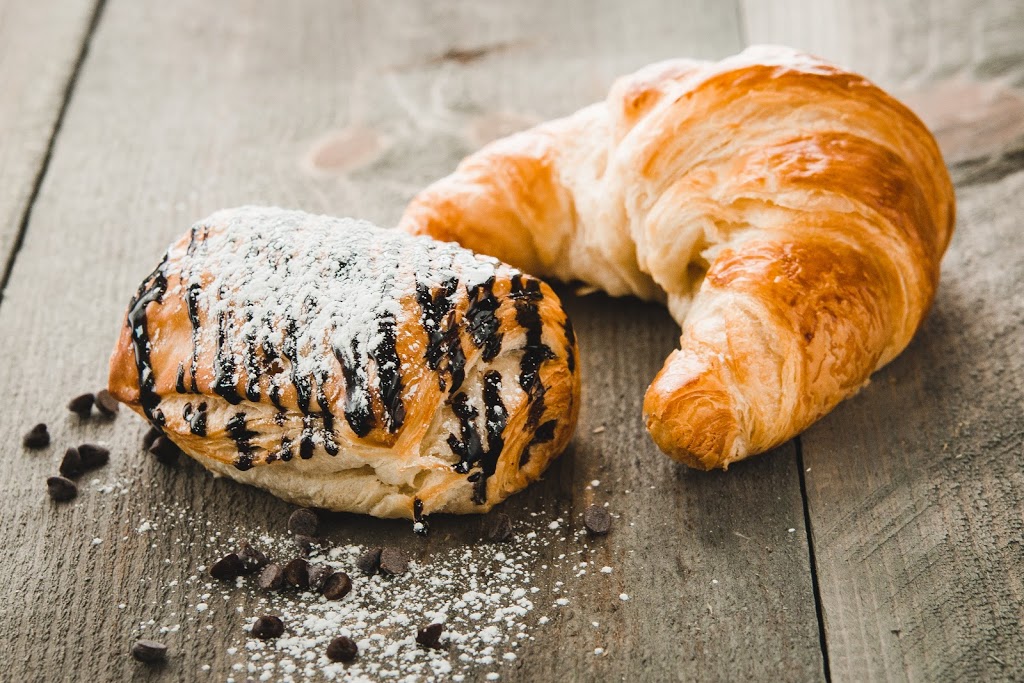 Caféine et Calories | 144 Montée du Comté, Les Coteaux, QC J7X 1C7, Canada | Phone: (450) 267-7668