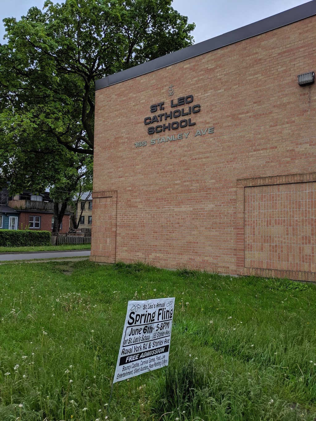 St. Leo Catholic Elementary School, Mimico | 165 Stanley Ave, Etobicoke, ON M8V 1P1, Canada | Phone: (416) 393-5333